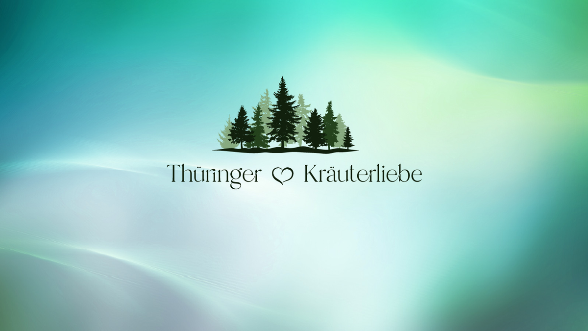 Das Logo von Thrünger Kräuterliebe steht vor einem grünlichen Hintergrund.